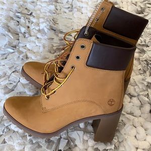 NWOT Timberland Boots